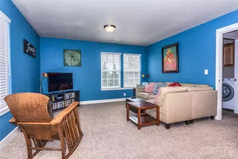 20682 Overton Pl, Bend, OR 97701 photo 13