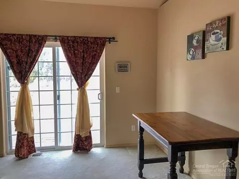 61527 Blakely Rd, Bend, OR 97702 photo 5