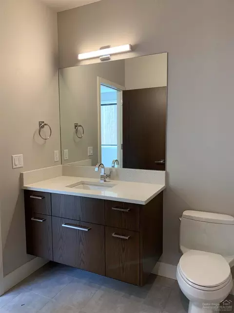 19179 Gateway Loop, Bend, OR 97702 photo 14