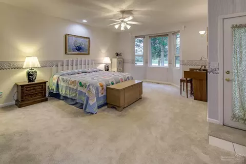 55581 Big River Dr, Bend, OR 97707 photo 17