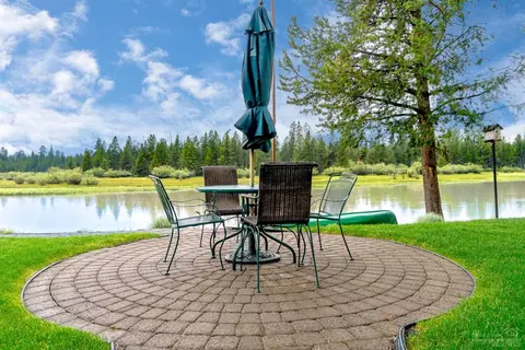 55581 Big River Dr, Bend, OR 97707 photo 6