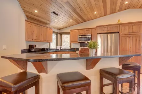 57665 Poplar Loop, Sunriver, OR 97707 photo 5