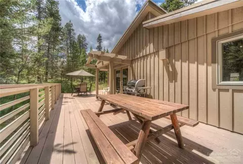 57665 Poplar Loop, Sunriver, OR 97707 photo 16