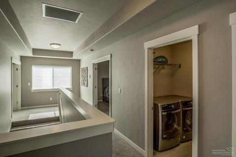 60480 Hedgewood, Bend, OR 97702 photo 18
