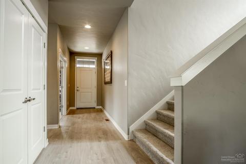 60480 Hedgewood, Bend, OR 97702 photo 13