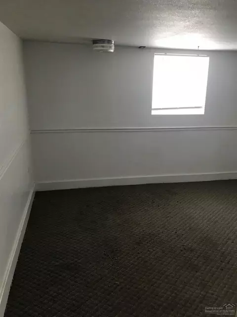 702 SE 8th, Pendleton, OR 97801 photo 5