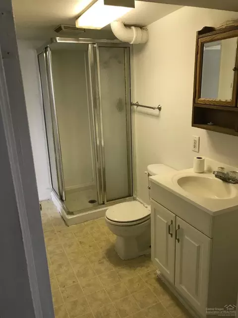 702 SE 8th, Pendleton, OR 97801 photo 7