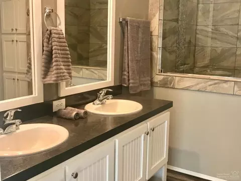 1671 Hackett Dr, La Pine, OR 97739 photo 19