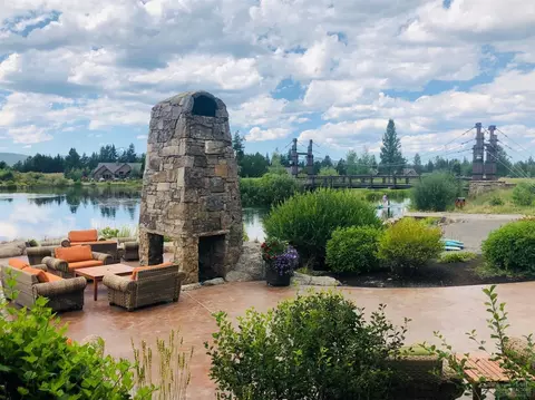 56947 Dancing Rock Loop, Bend, OR 97707 photo 10