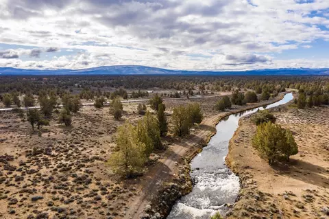 25965 Walker Rd, Bend, OR 97701 photo 4