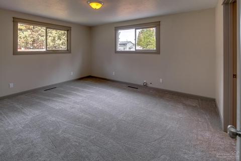 19420 Apache Rd, Bend, OR 97702 photo 19