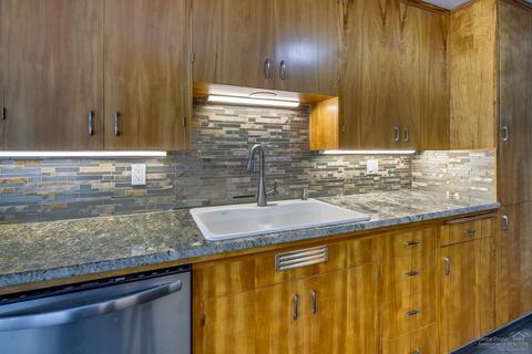 19420 Apache Rd, Bend, OR 97702 photo 10