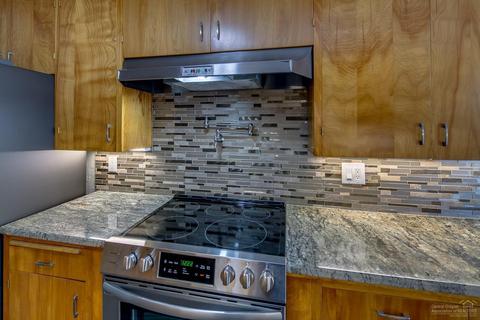 19420 Apache Rd, Bend, OR 97702 photo 11