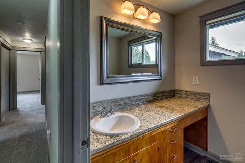 19420 Apache Rd, Bend, OR 97702 photo 15