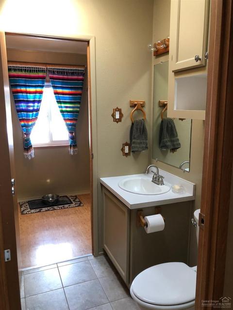 15938 Cascade Ln, La Pine, OR 97739 photo 13