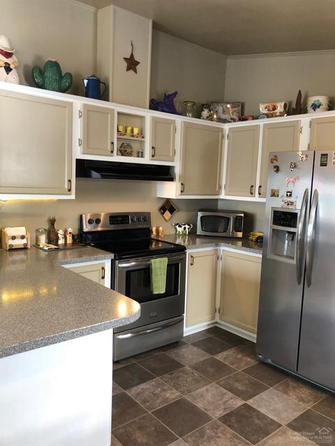 15938 Cascade Ln, La Pine, OR 97739 photo 7