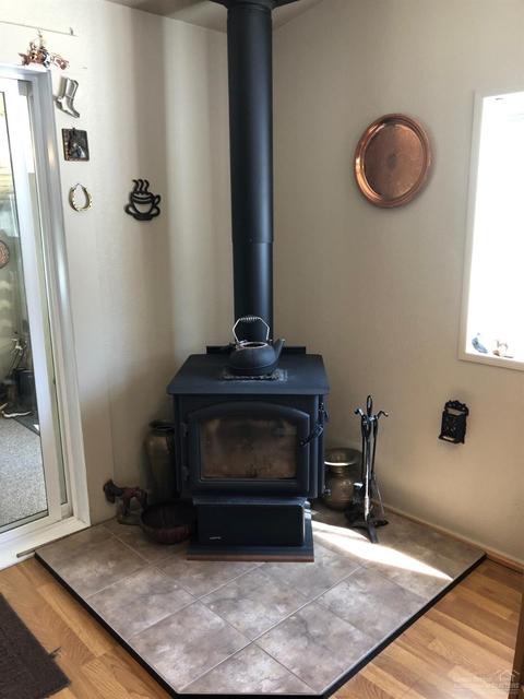 15938 Cascade Ln, La Pine, OR 97739 photo 5