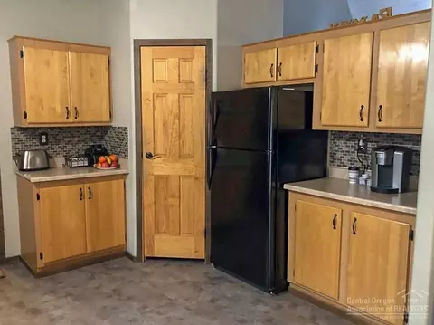 53346 Pole Pine Rd, La Pine, OR 97739 photo 5