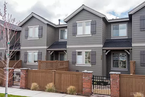 20811 NE Boulderfield Ave, Bend, OR 97701 photo 1