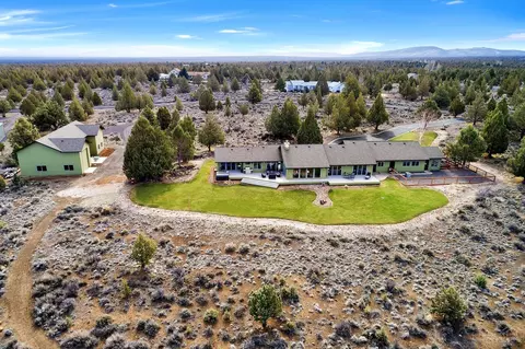 60634 Brasada Way, Bend, OR 97702 photo 2