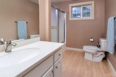 61245 Victory Loop, Bend, OR 97701 photo 10