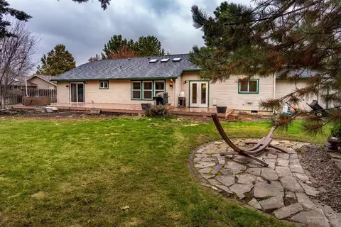 61245 Victory Loop, Bend, OR 97701 photo 17