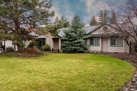 61245 Victory Loop, Bend, OR 97701 photo 1