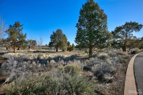 23118 Watercourse Way, Bend, OR 97701 photo 3