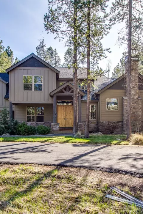 57654 Golden Eagle Ln, Sunriver, OR 97707 photo 1