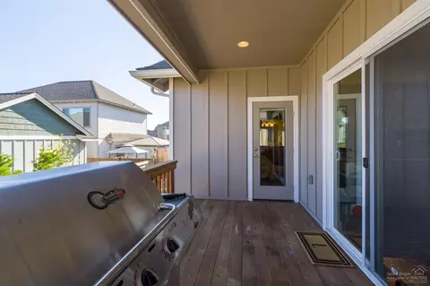2966 NE Flagstone Ave, Bend, OR 97701 photo 21