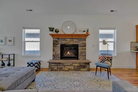 2966 NE Flagstone Ave, Bend, OR 97701 photo 4