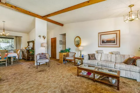 63236 Overtree Rd, Bend, OR 97701 photo 17