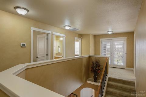 20430 Jacklight Ln, Bend, OR 97702 photo 10