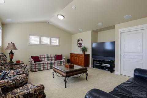 20430 Jacklight Ln, Bend, OR 97702 photo 12