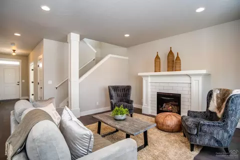 2872 NE Marea Dr, Bend, OR 97701 photo 7