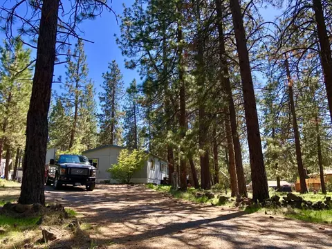 19717 SW Volare Ln, Bend, OR 97702 photo 5