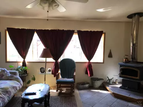 19717 SW Volare Ln, Bend, OR 97702 photo 17