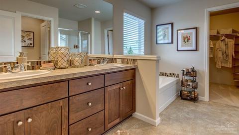 20595 SE Cameron Ave, Bend, OR 97702 photo 9
