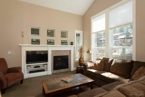 61442 Davis Lake Loop, Bend, OR 97702 photo 4