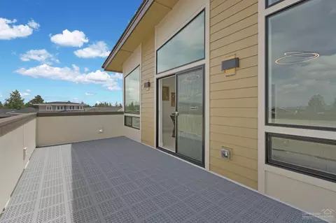 60066 SE Ruby Peak Loop, Bend, OR 97702 photo 18