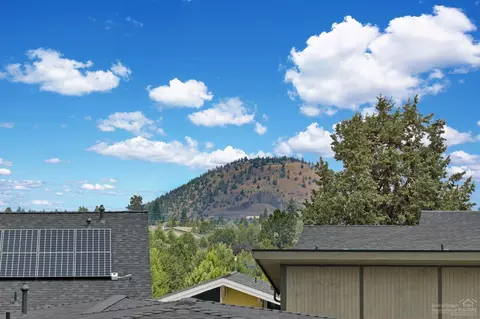 60066 SE Ruby Peak Loop, Bend, OR 97702 photo 23