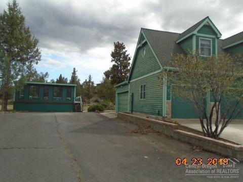 63554 Overtree Rd, Bend, OR 97701 photo 4