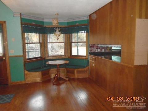 63554 Overtree Rd, Bend, OR 97701 photo 8