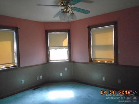 63554 Overtree Rd, Bend, OR 97701 photo 14