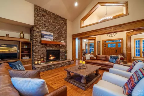 56419 Fireglass Loop, Bend, OR 97707 photo 25