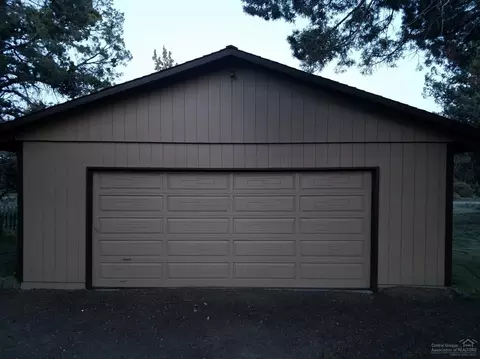 63540 Cimarron Dr, Bend, OR 97701 photo 25