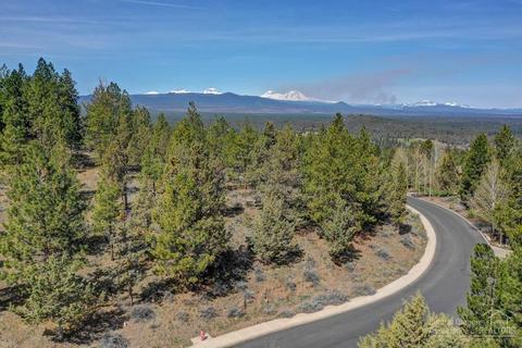 1857 NW Perspective Dr, Bend, OR 97703 photo 3