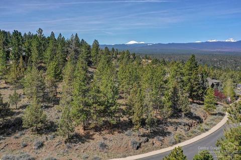 1857 NW Perspective Dr, Bend, OR 97703 photo 2