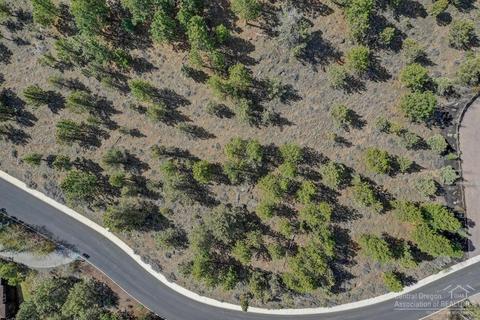 1857 NW Perspective Dr, Bend, OR 97703 photo 9