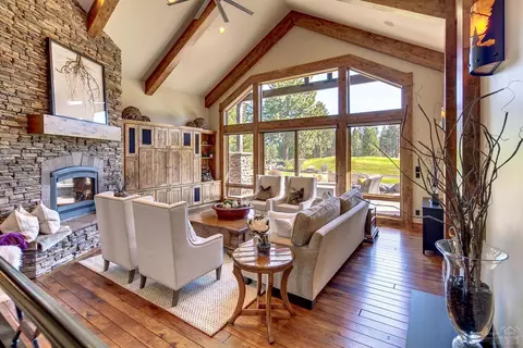 60260 Sunset View Dr, Bend, OR 97702 photo 3
